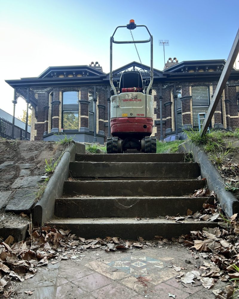 Tight_Access_Machinery3